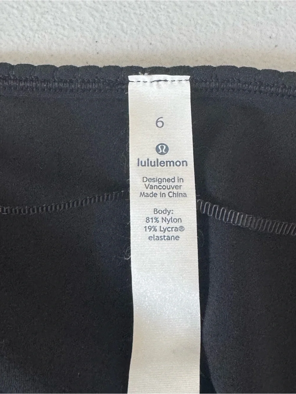 Lululemon Full Freedom Wrap Long Sleeve Yoga Wrap Shirt Top Black Size 6